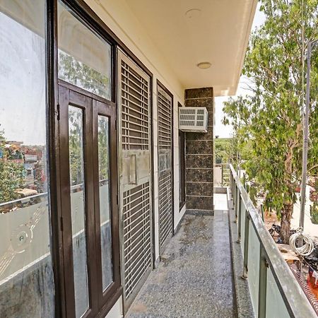 Hotel O Golden Key Inn Punjabi Bagh Нью-Делі Екстер'єр фото