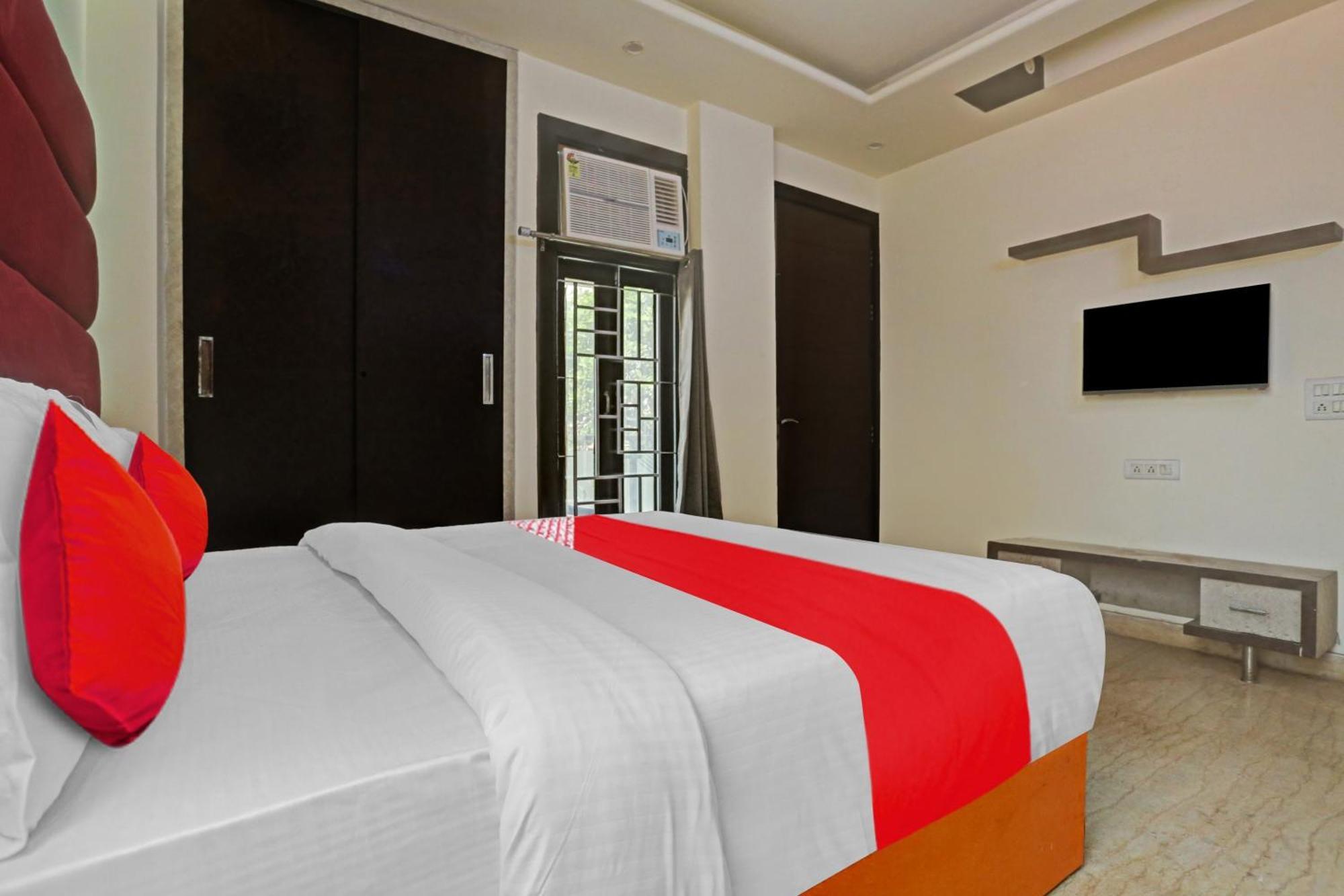 Hotel O Golden Key Inn Punjabi Bagh Нью-Делі Екстер'єр фото